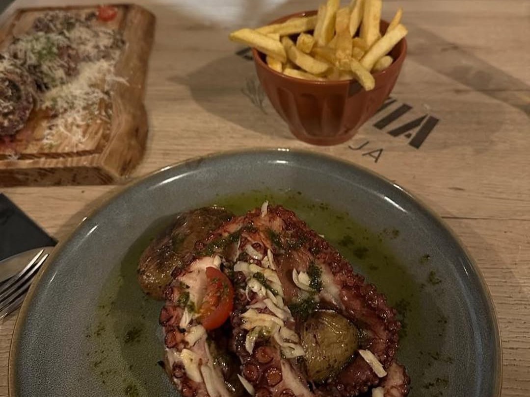 356097793 640673688119706 203960656538043479 n